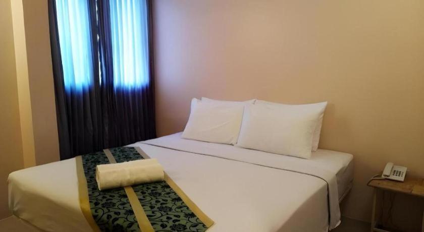 Bird Room Hotel - Pratunam Bangkok Exterior foto